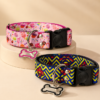 e69a21d57f8b40dd982a6e2e7f96498b911bc4883cf0b812ed839c8ded085c69 Collar Placa Talla L para Perros con Dije Huella - Estampado
